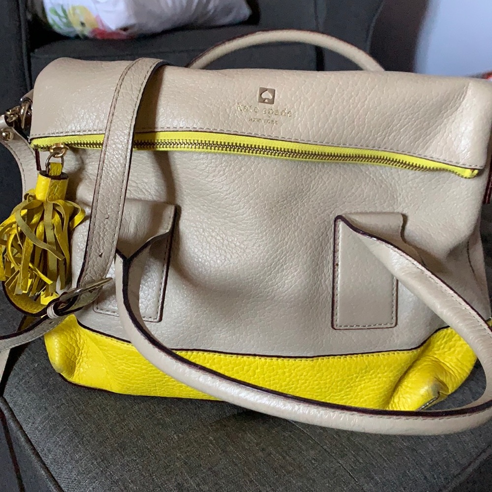 Kate spade purse with dust bag